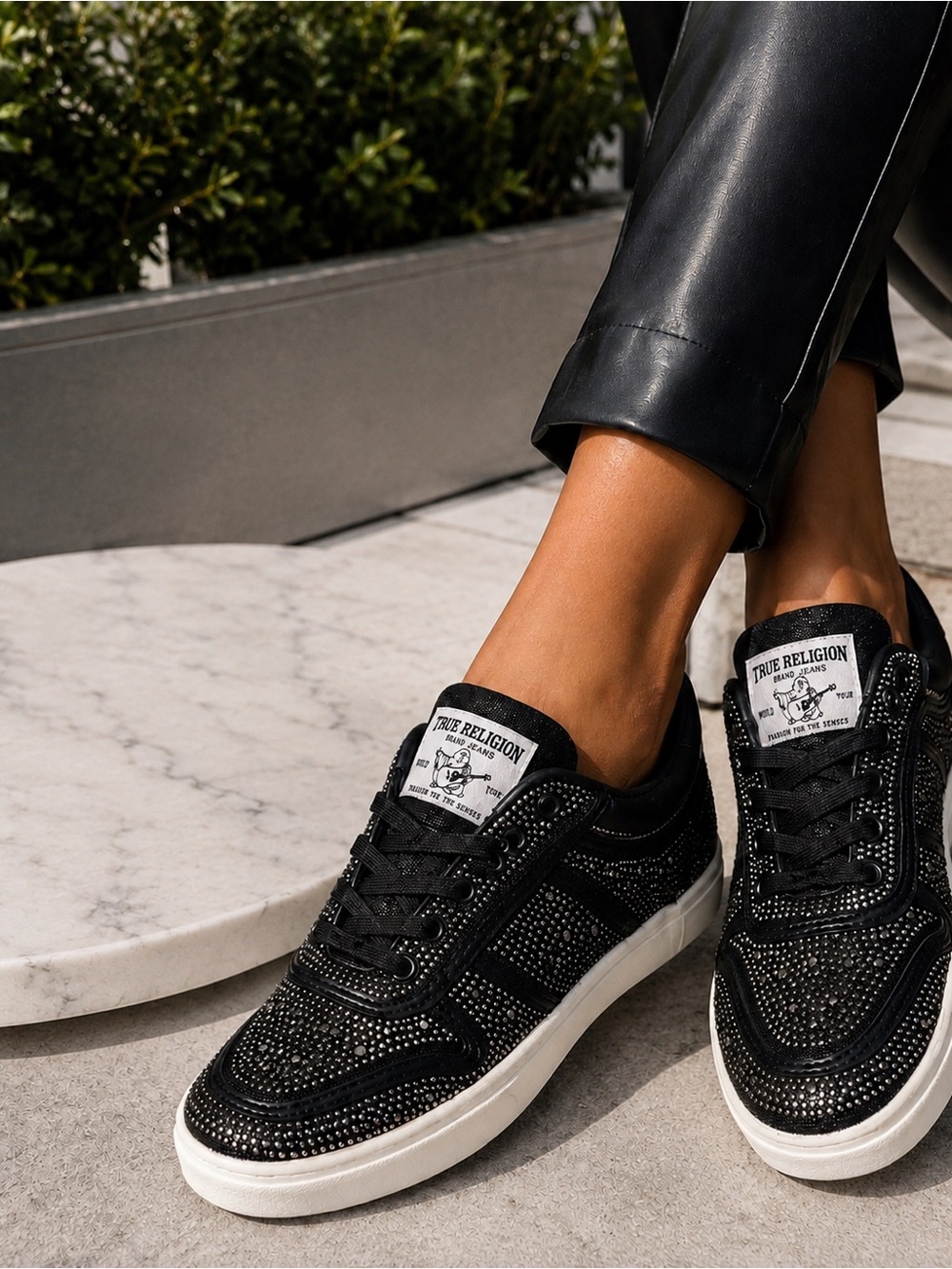 True Religion Crystal Embellished Low Top Sneakers Black | Women’s Size 8.5